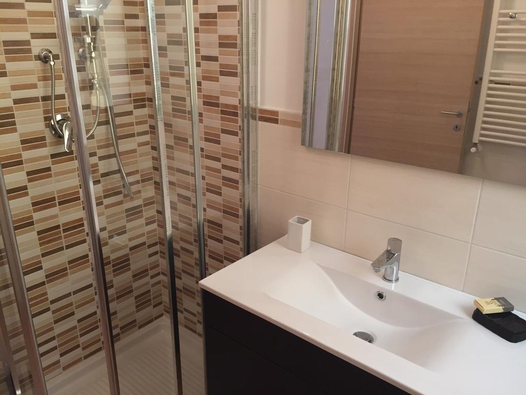 Hotel Mario Al Borgo San Benedetto del Tronto Zimmer foto